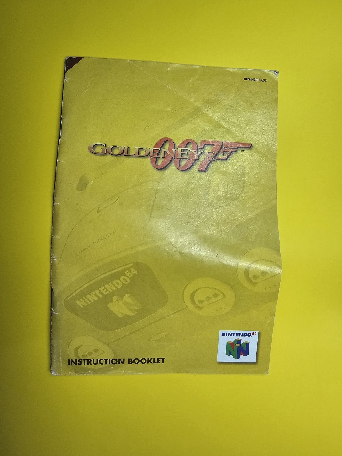 Nintendo 64 Golden Eye 007 Manual Instruction Booklet book cover (Image 1) — Second-Hand