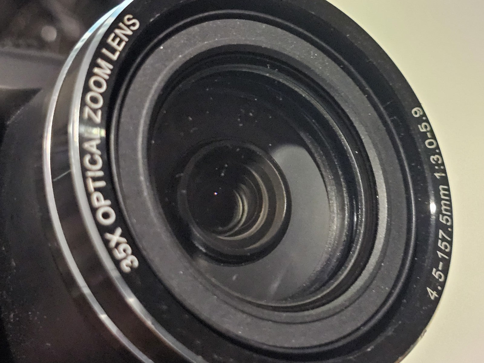 device front (Image 12) — Preowned