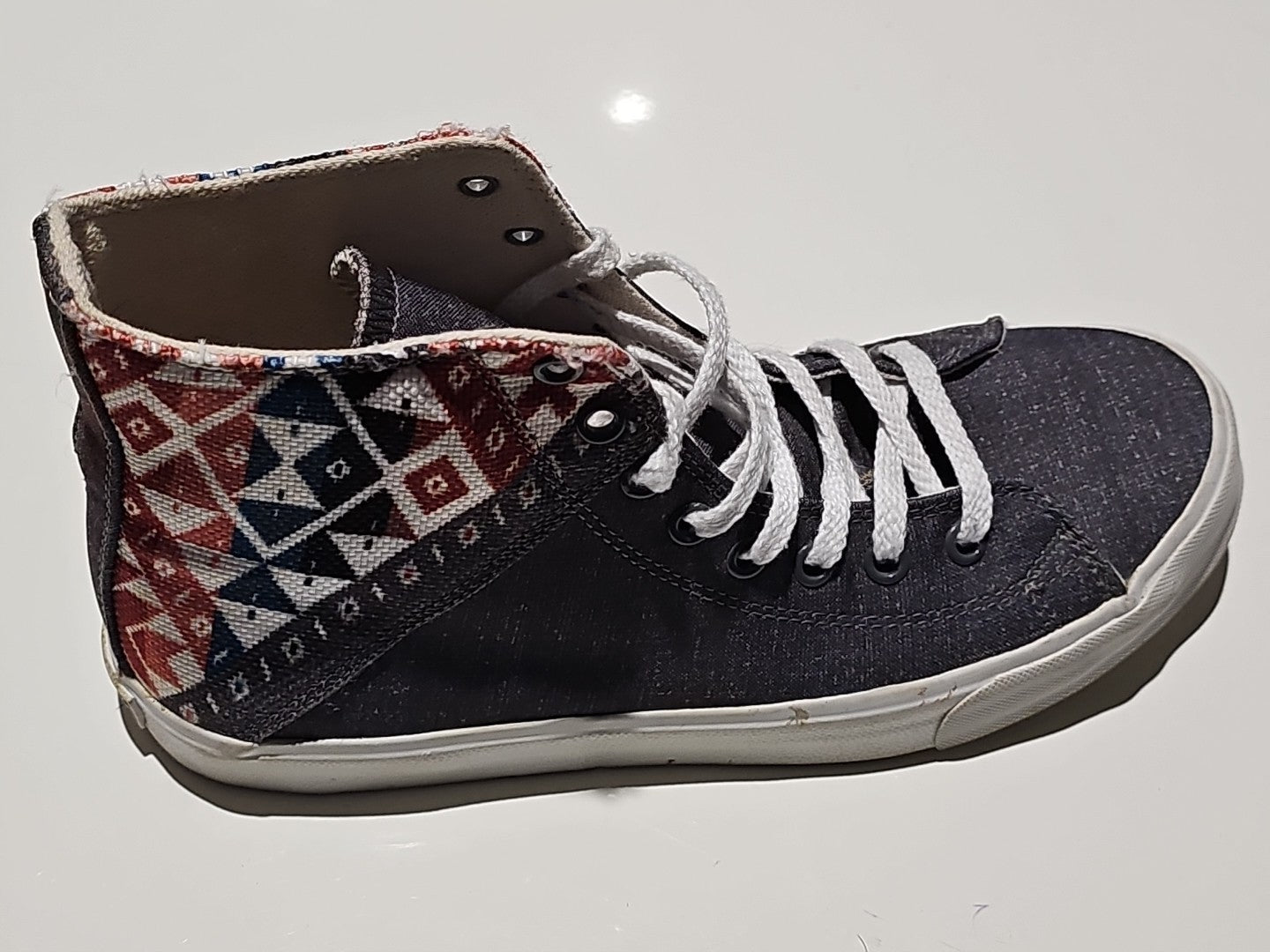 cap/hat front (Image 8) — Preowned