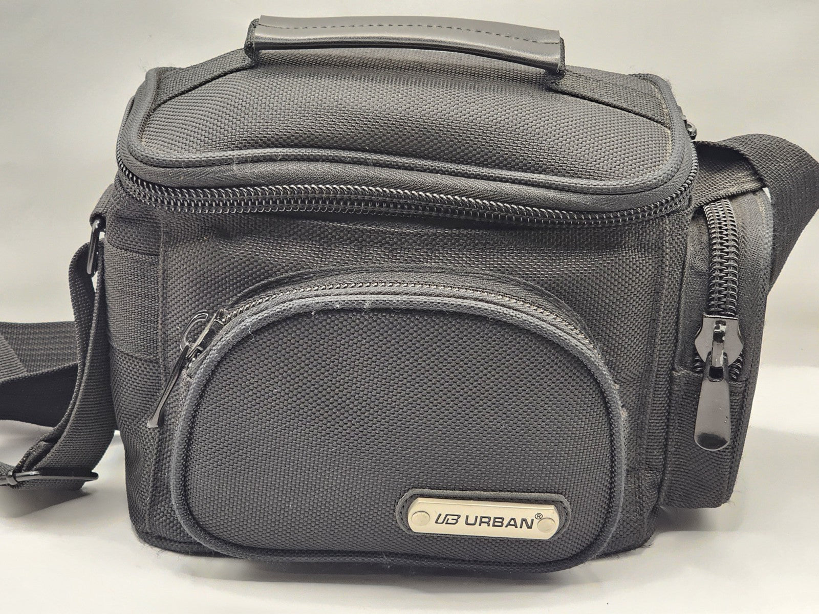 case (Image 10) — Preowned