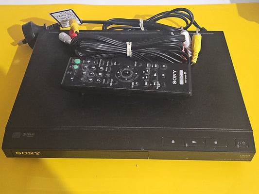 Sony DVP SR110 DVD Player + remote player tested In Working Condition Dvd case (Image 1) — Second-Hand