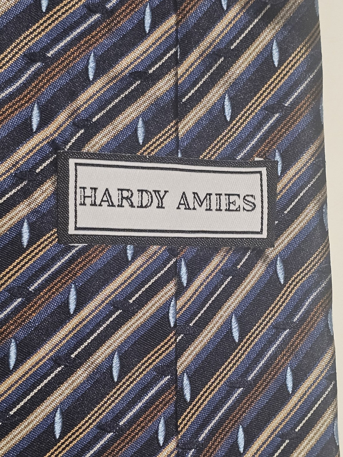 cap/hat front (Image 3) — Preowned