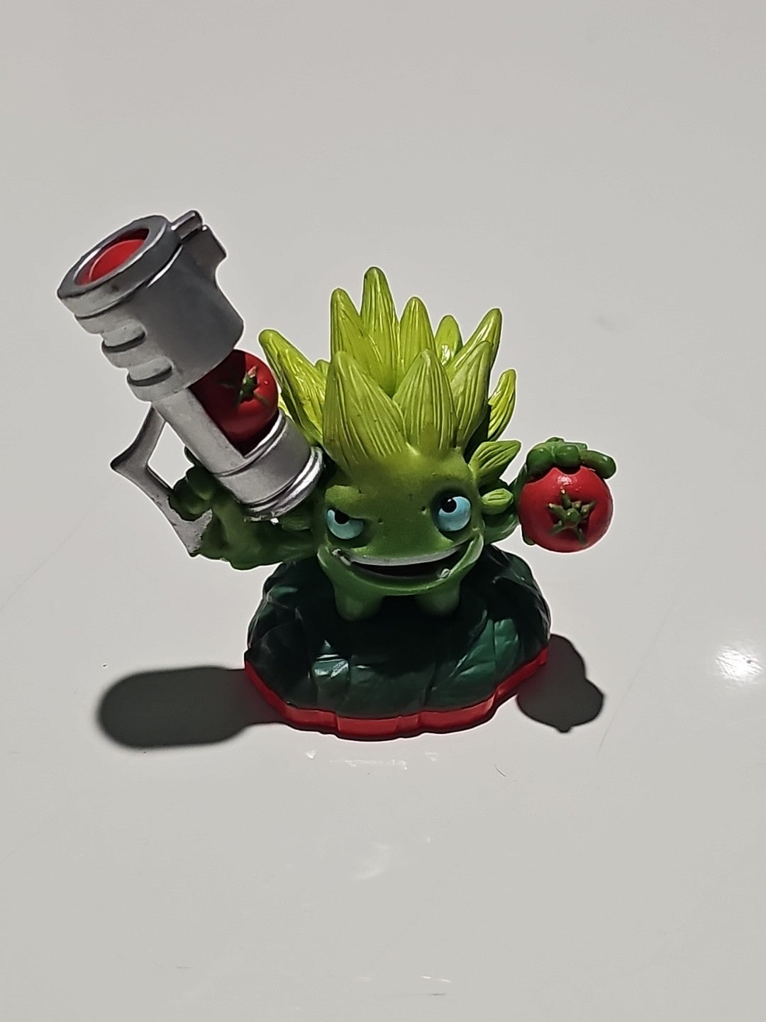 Food Fight - #84996888 Skylanders Trap Team Character Figure - Fast Shipping cap/hat front (Image 1) — Second-Hand