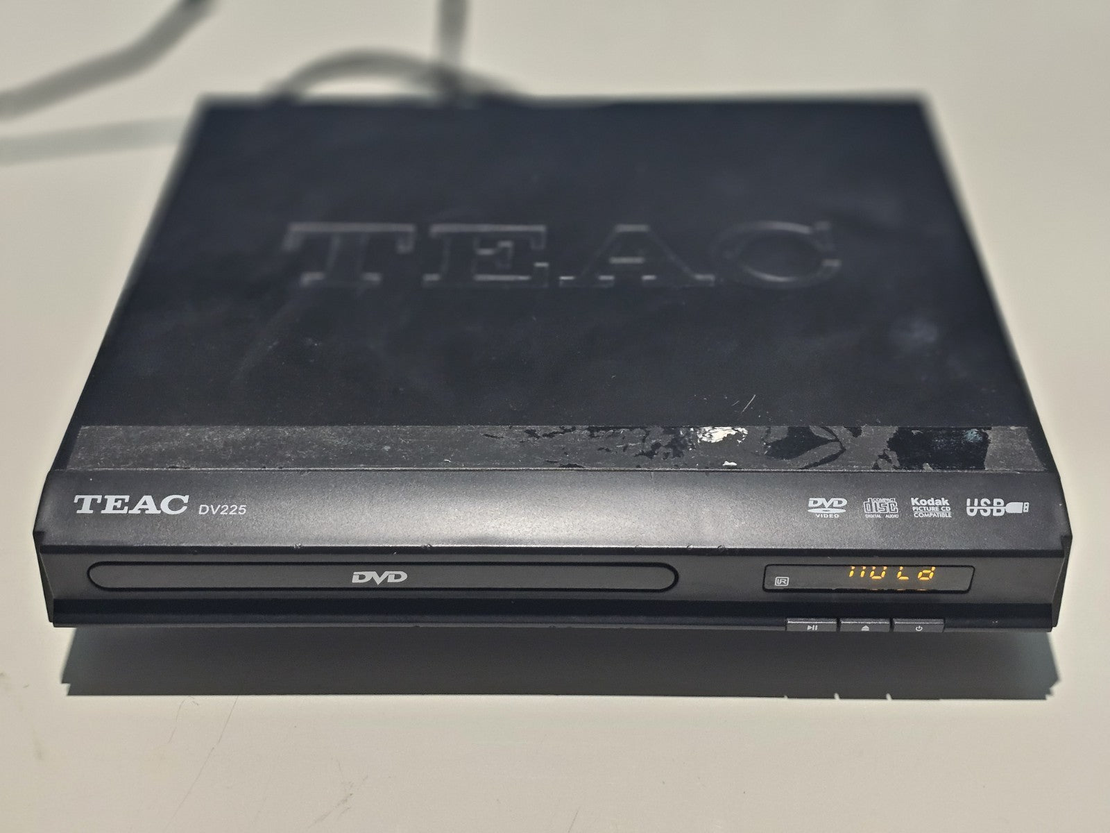 Teac DV-225 compact DVD Player - No Remote Tested Working Dvd case (Image 1) — Second-Hand