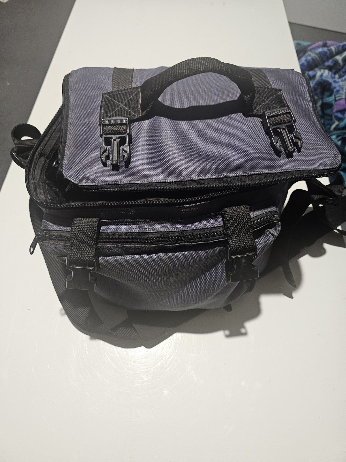 device front (Image 14) — Preowned