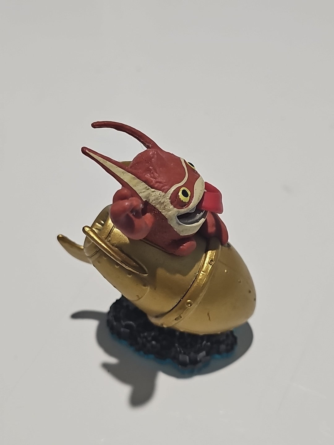 figure front (Image 2) — Preowned