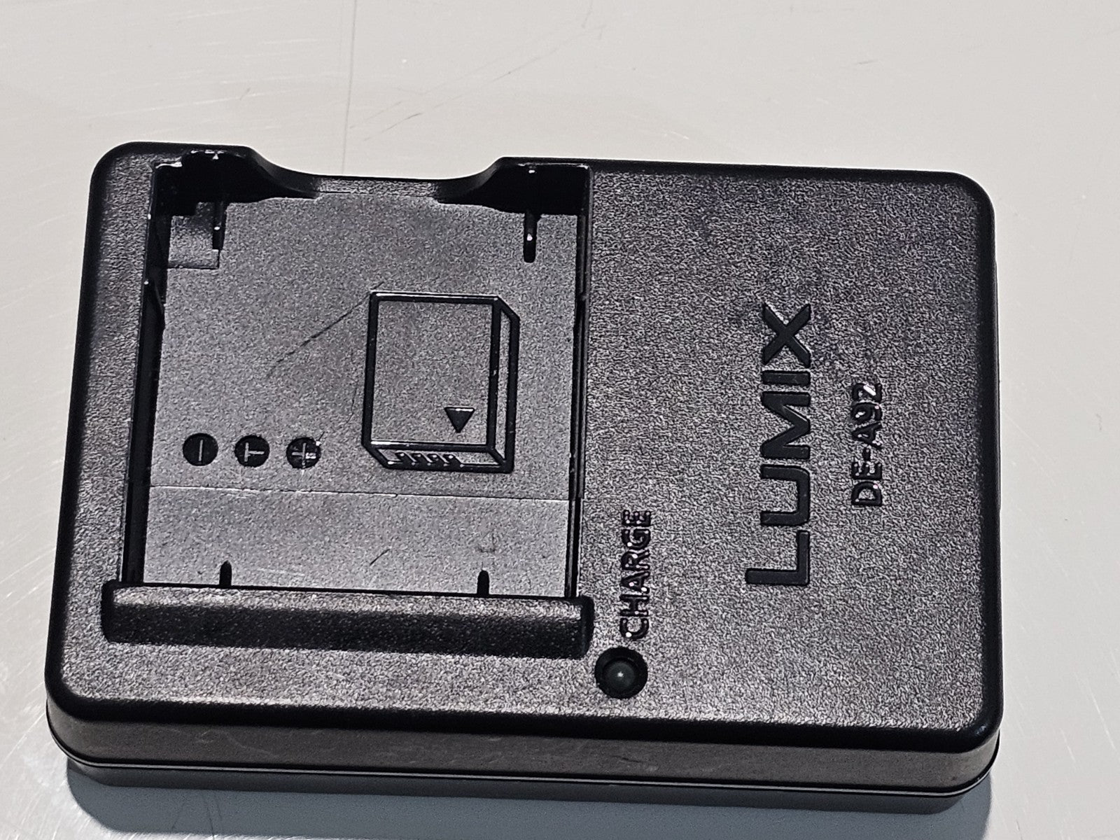 device front (Image 12) — Preowned