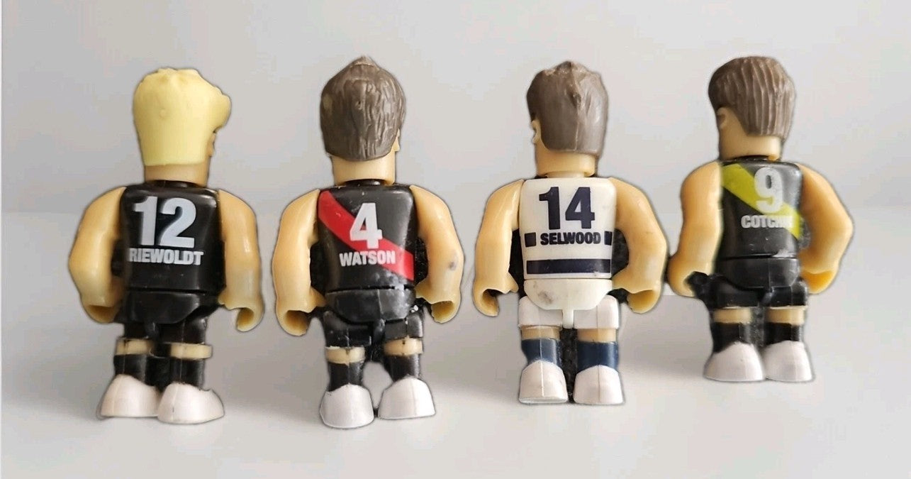 cap/hat front (Image 2) — Preowned