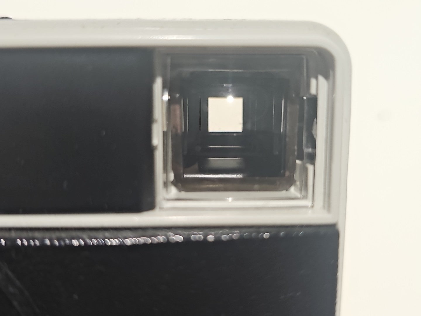 device front (Image 5) — Preowned