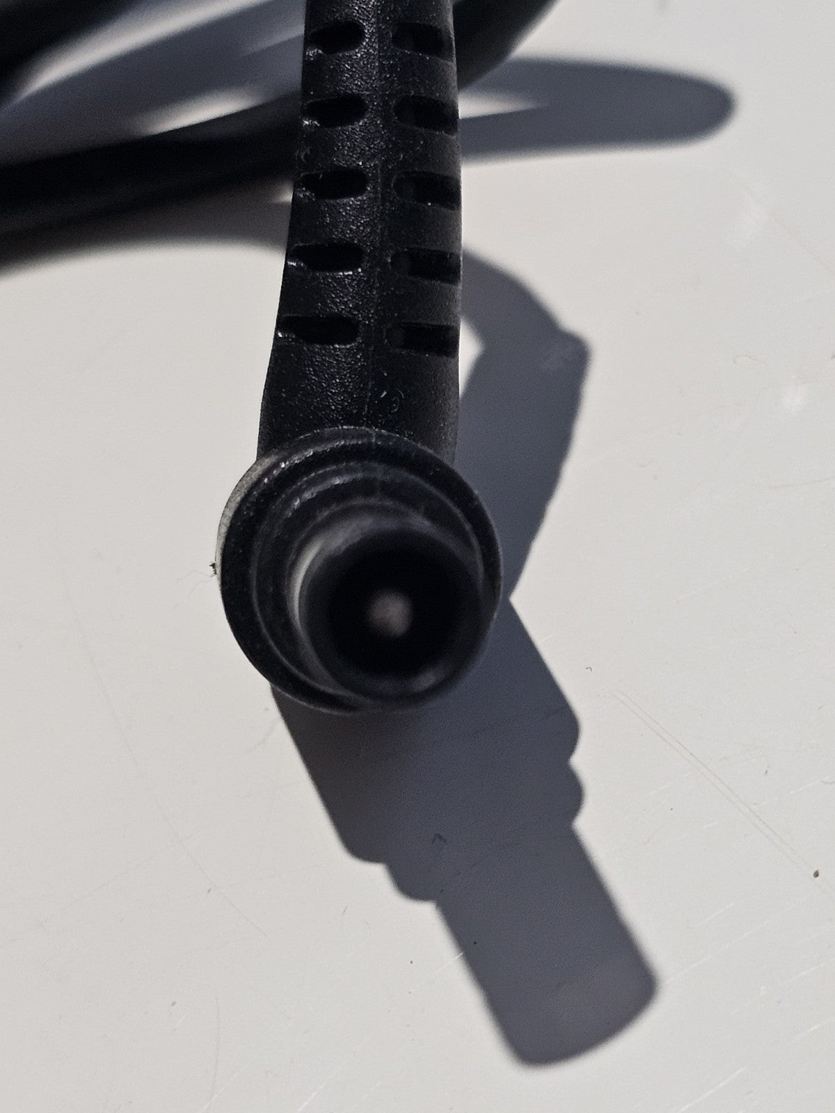 adapter (Image 4) — Preowned