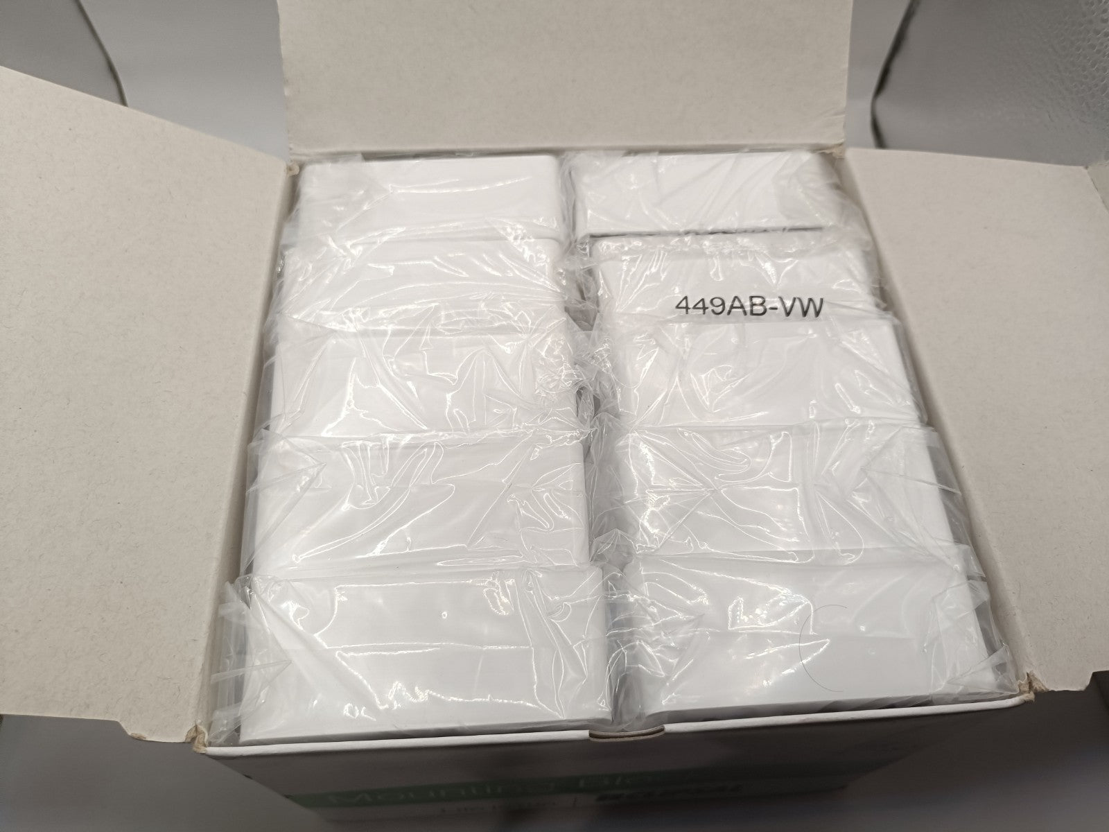 product photo (Image 3) — Preowned