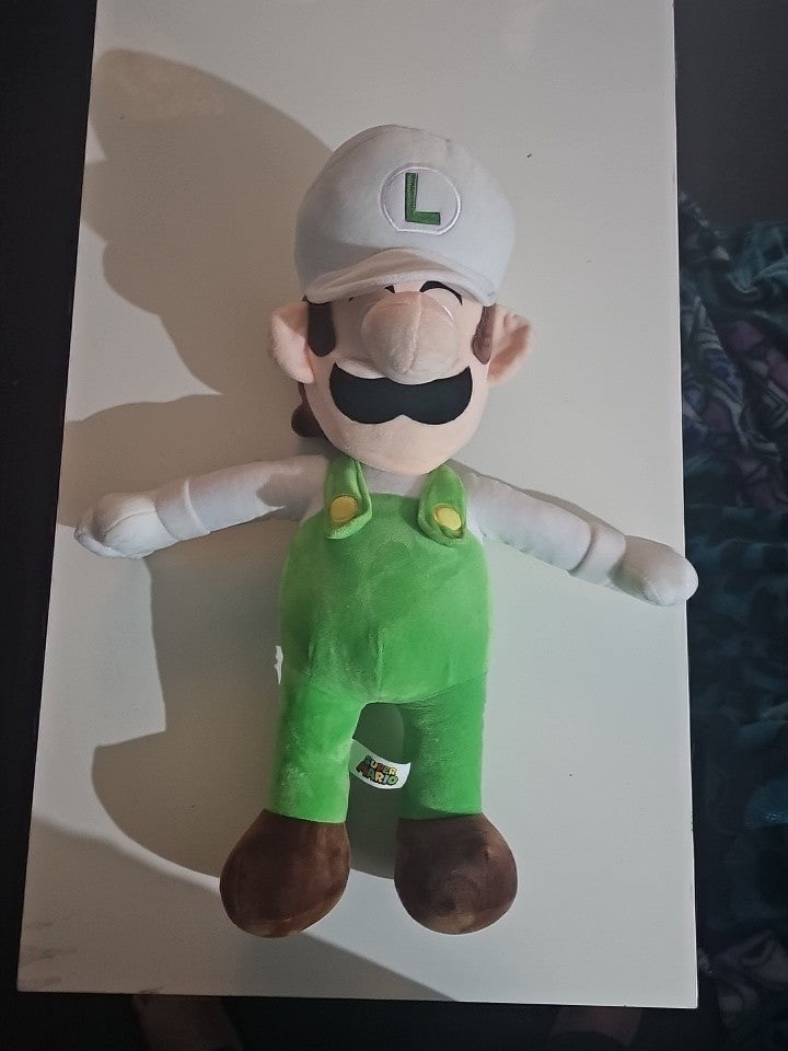 Super Mario 16 Inch Character Plush | Fire Luigi cap/hat front (Image 1) — Second-Hand