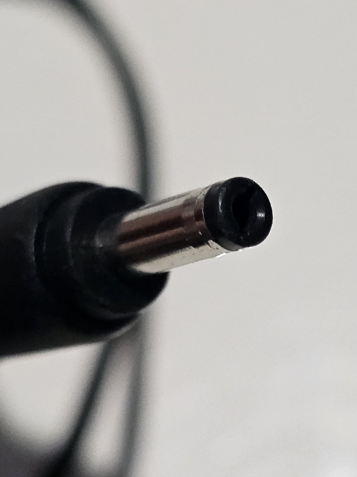 cap/hat front (Image 4) — Preowned