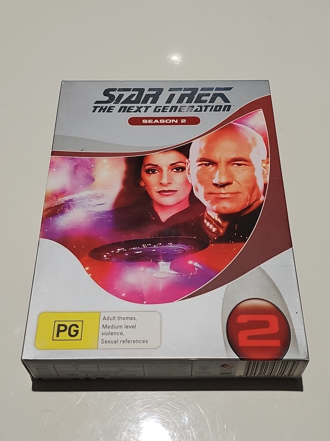 Star Trek Next Generation Season 2 DVD Series Two 6-Disc Dvd case (Image 1) — Second-Hand