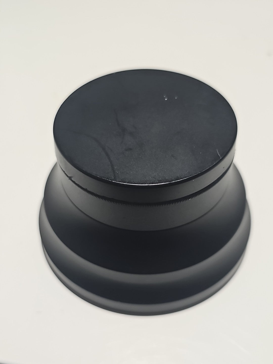 device front (Image 8) — Preowned