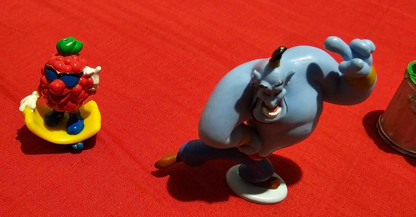 figure front (Image 5) — Preowned