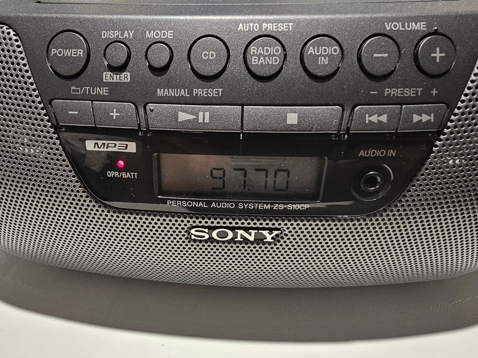 cap/hat front (Image 2) — Preowned