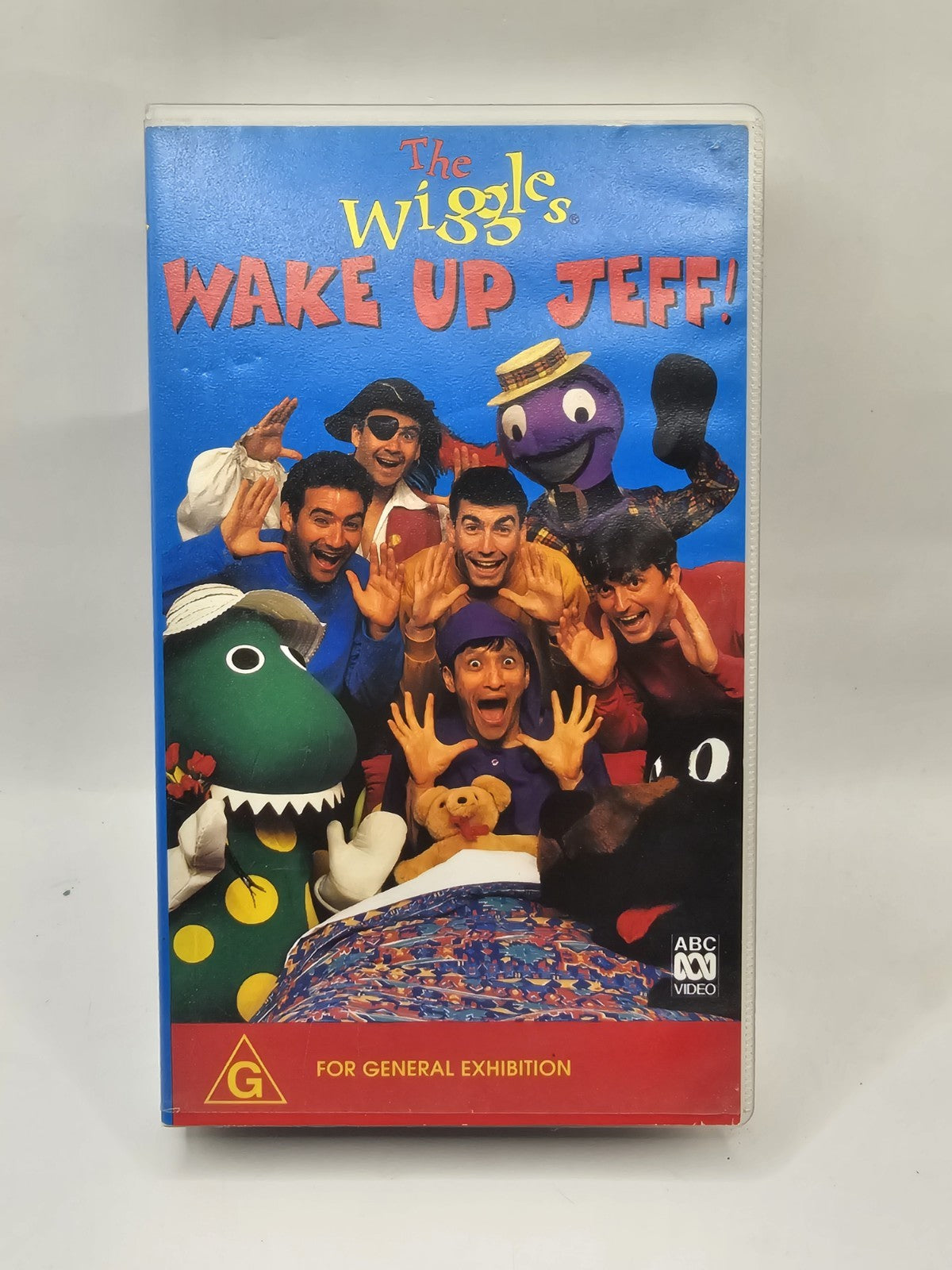 Vintage The Wiggles Wake Up Jeff! Original Cast VHS Video Tape 1996 PAL 40 mins Vhs case (Image 1) — Second-Hand