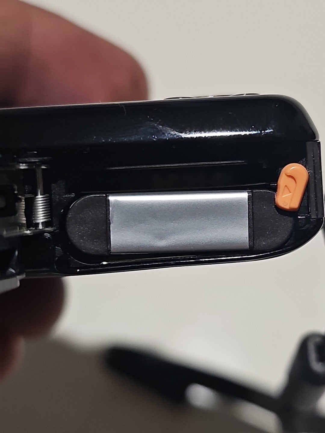 device front (Image 12) — Preowned