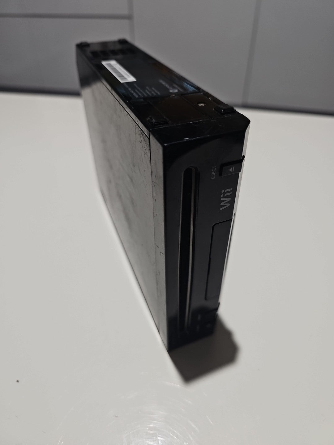 Nintendo Wii Console Only RVL-101 AUS Untested Parts Only Black WII cover photo (Image 1) — Broken (For Parts or Repair)