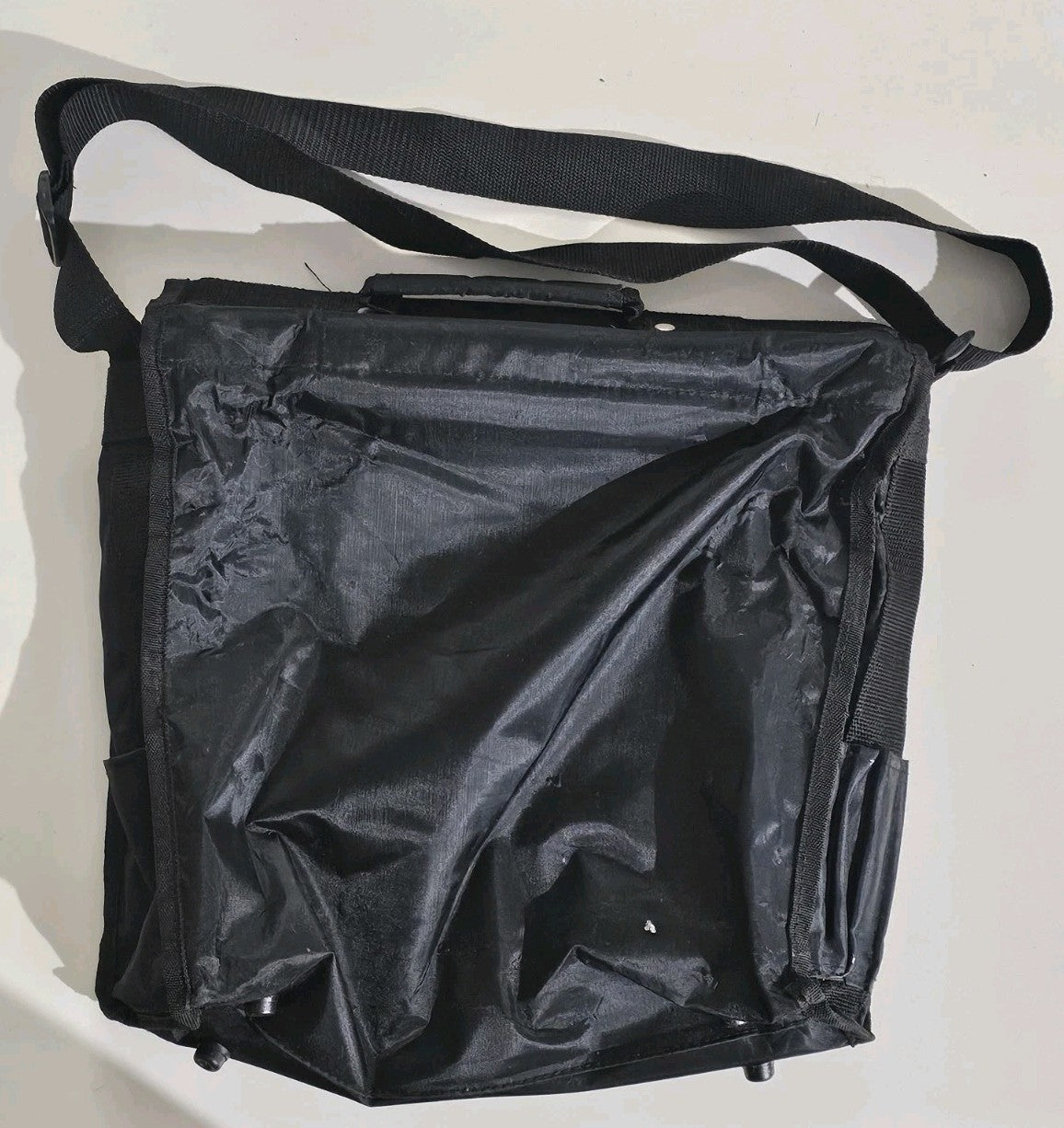 product photo (Image 2) — Preowned