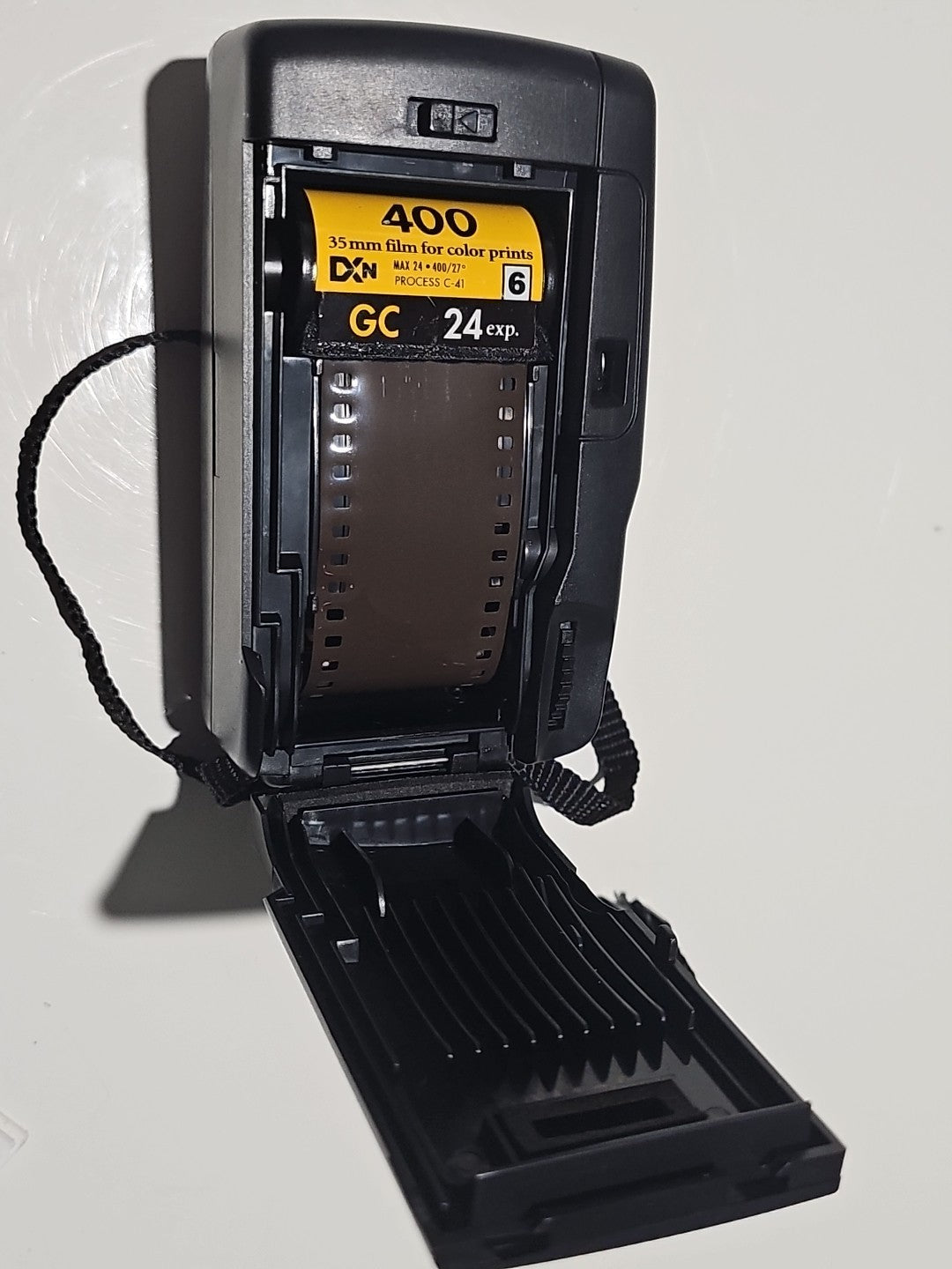 device front (Image 8) — Preowned