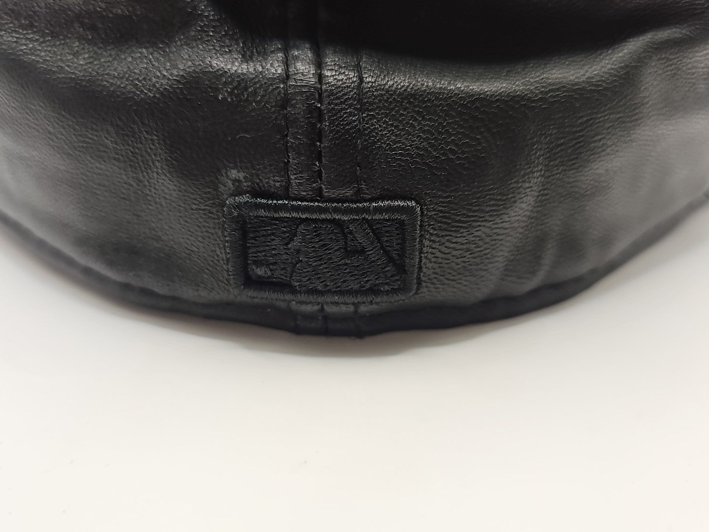 cap/hat front (Image 5) — Preowned