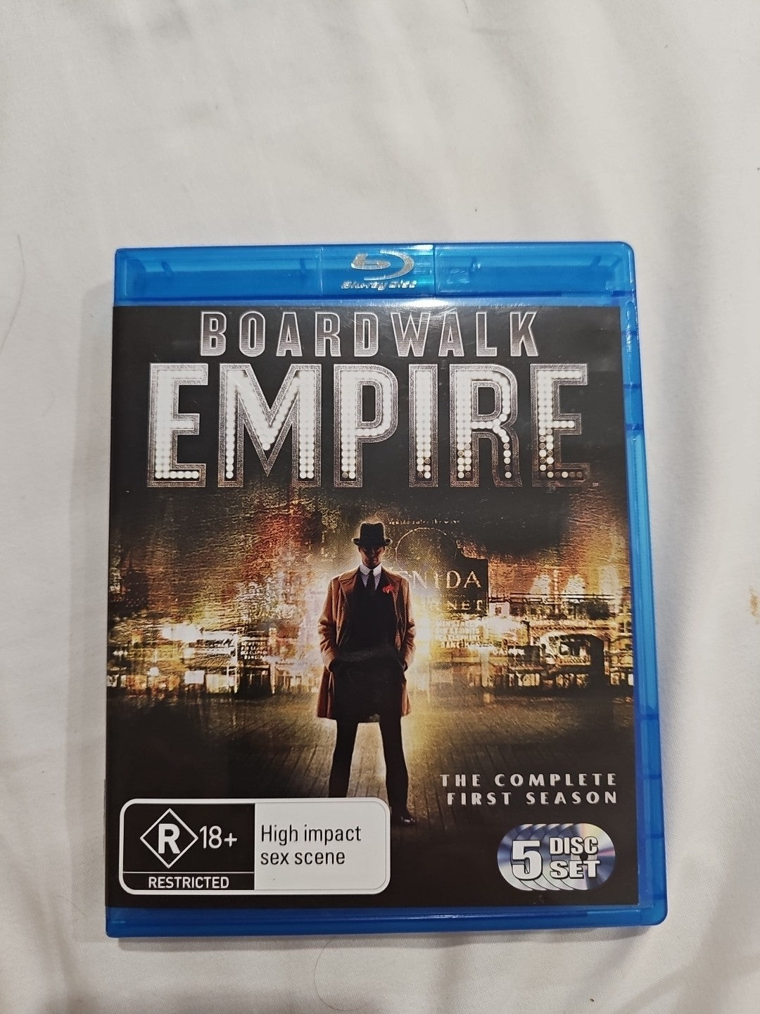 BOARDWALK EMPIRE Season One (Blu-ray, 2012) DRAMA Steve Buscemi Blu-Ray case (Image 1) — Second-Hand