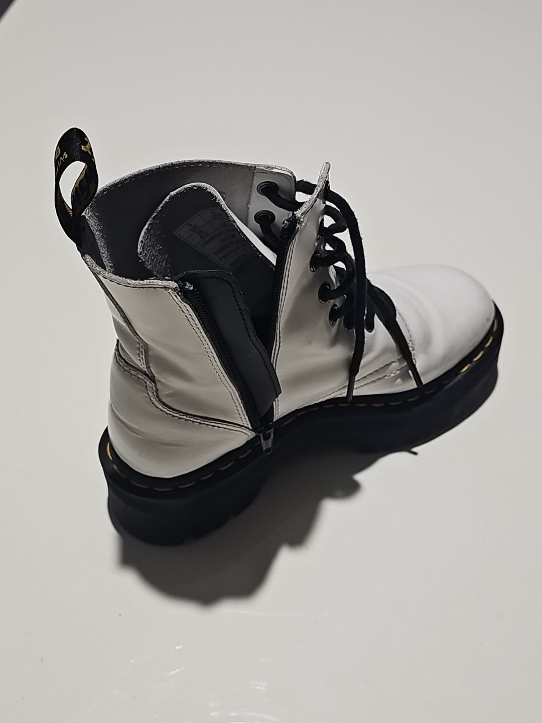 boot profile (Image 5) — Preowned
