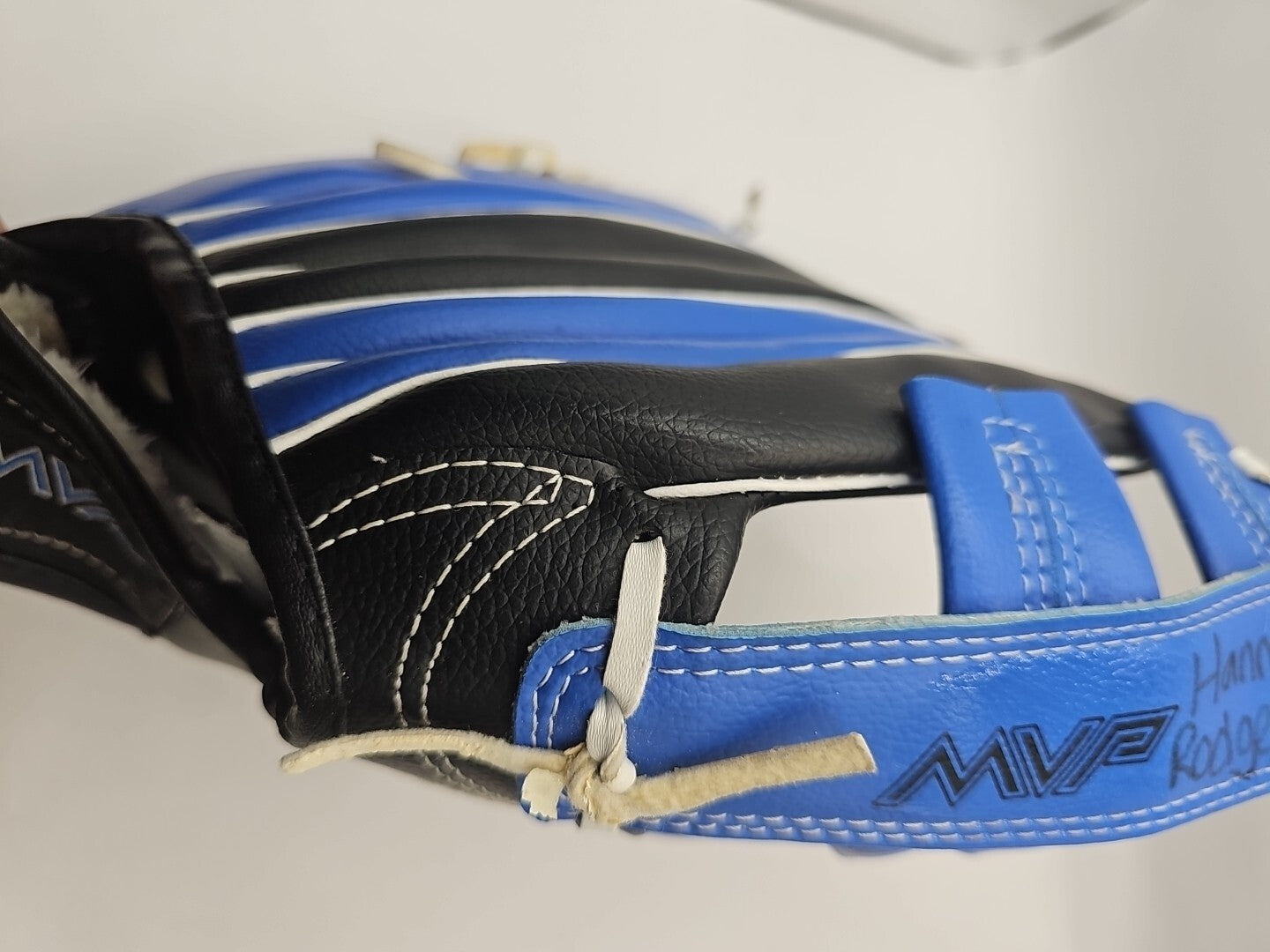 product photo (Image 3) — Preowned