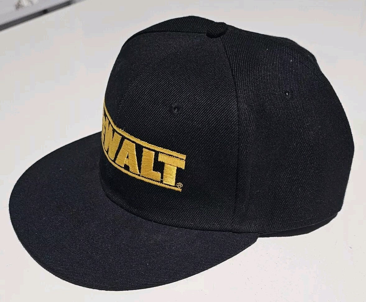 cap/hat front (Image 2) — Preowned