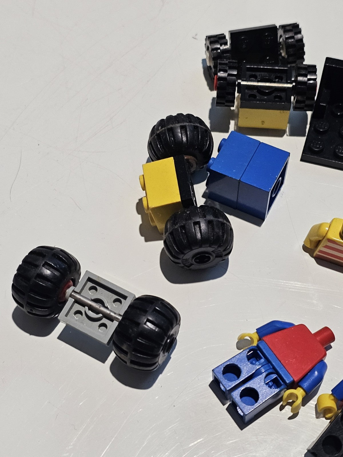 product photo (Image 14) — Preowned