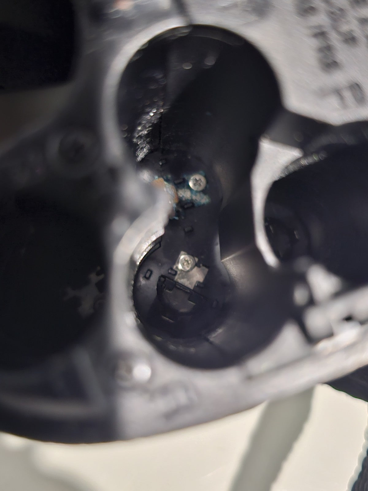 device front (Image 13) — Untested