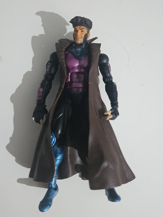 Marvel Legends Gambit Action Figure X-Men book cover (Image 1) — Second-Hand