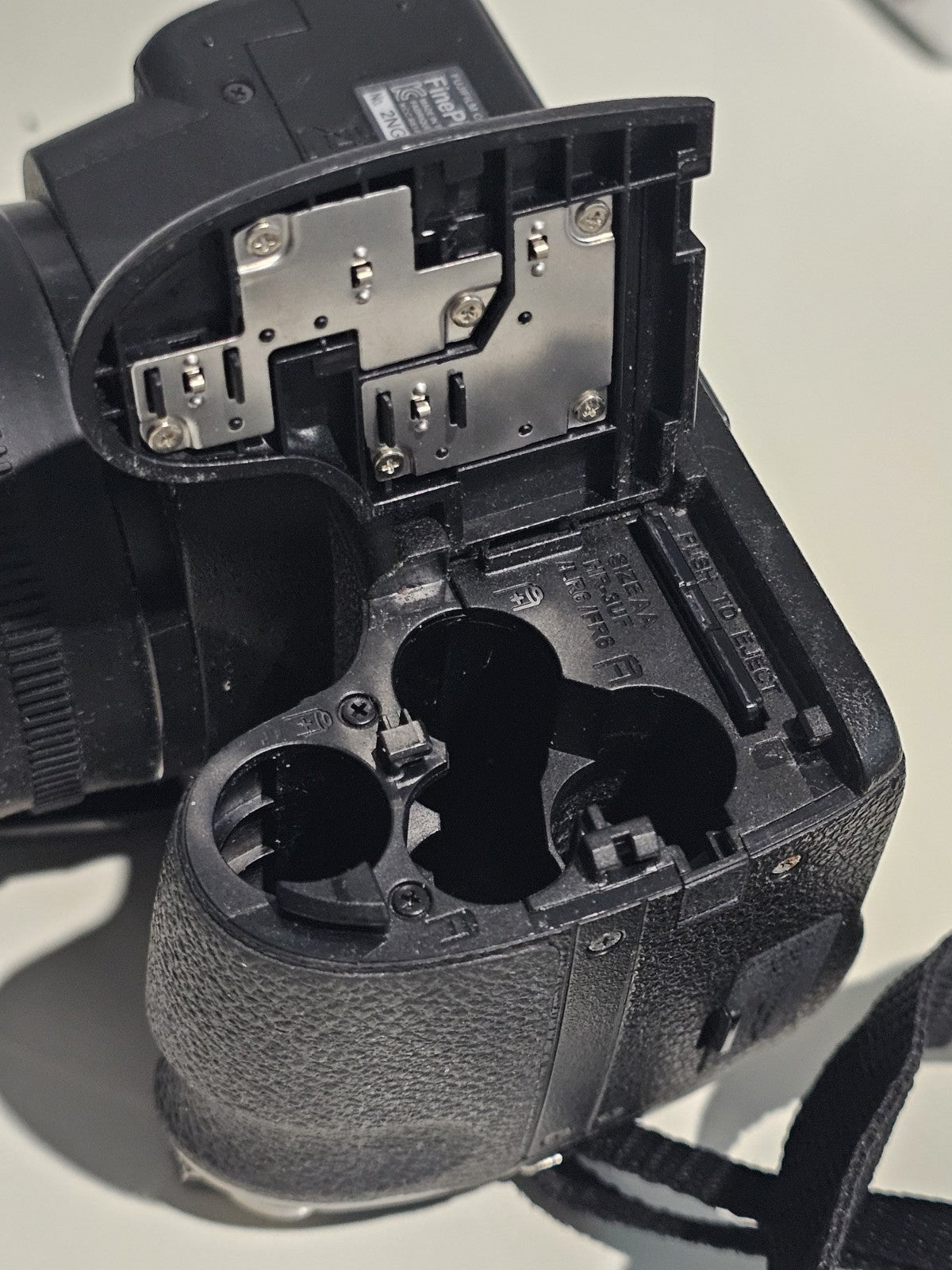 device front (Image 16) — Untested