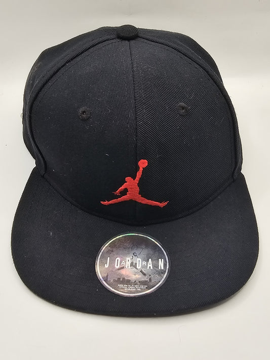 Nike Air Jordan Pro Jumpman Snapback Men's Hat Black Red cap/hat front (Image 1) — Second-Hand