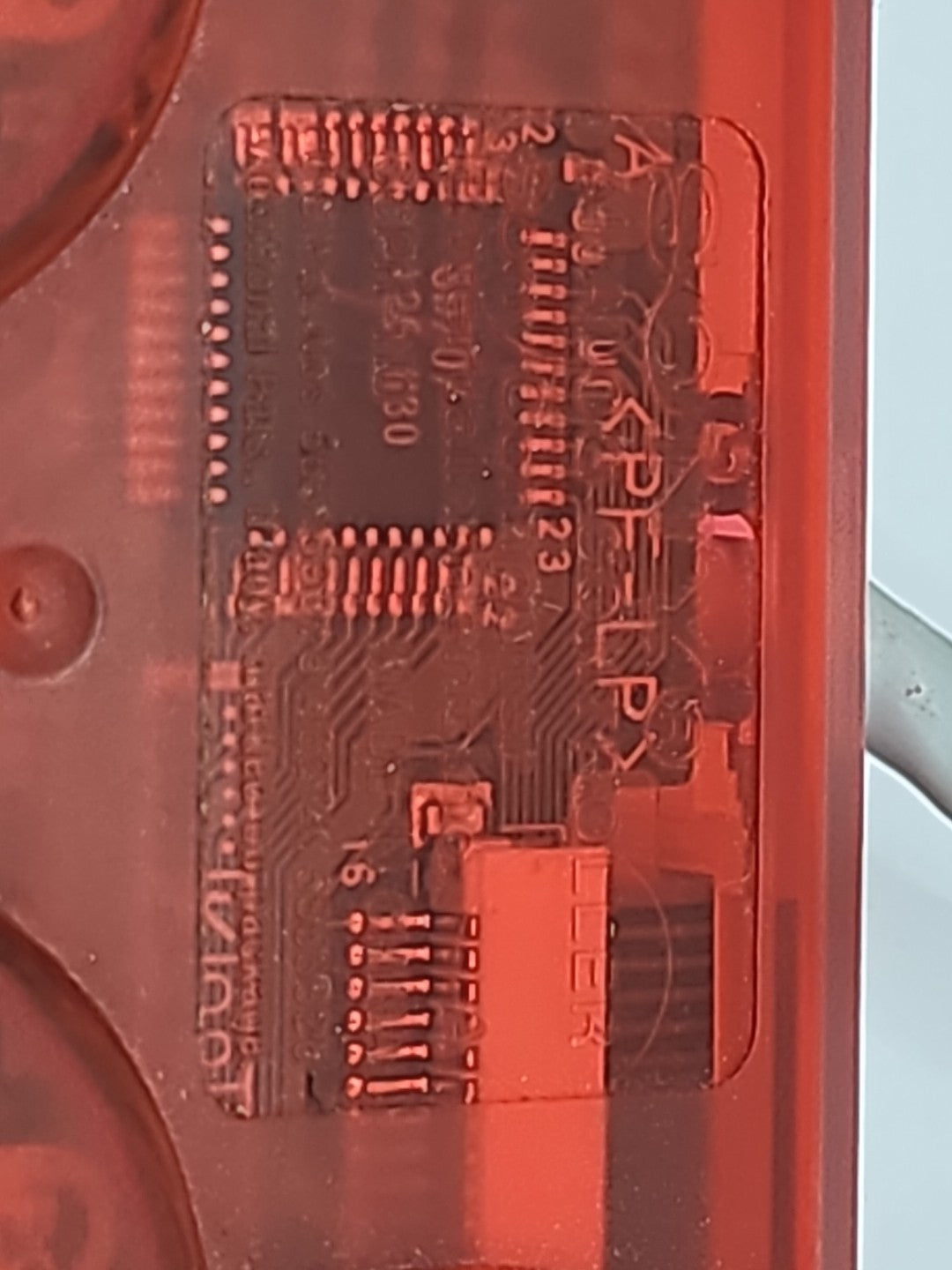 controller front (Image 4) — Preowned