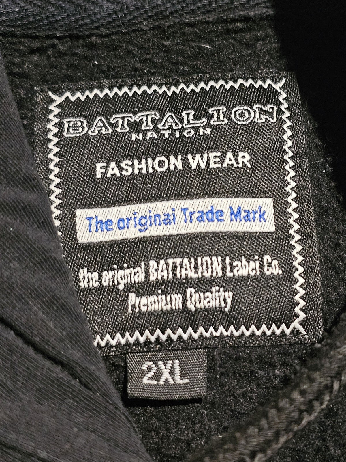 product photo (Image 3) — Preowned