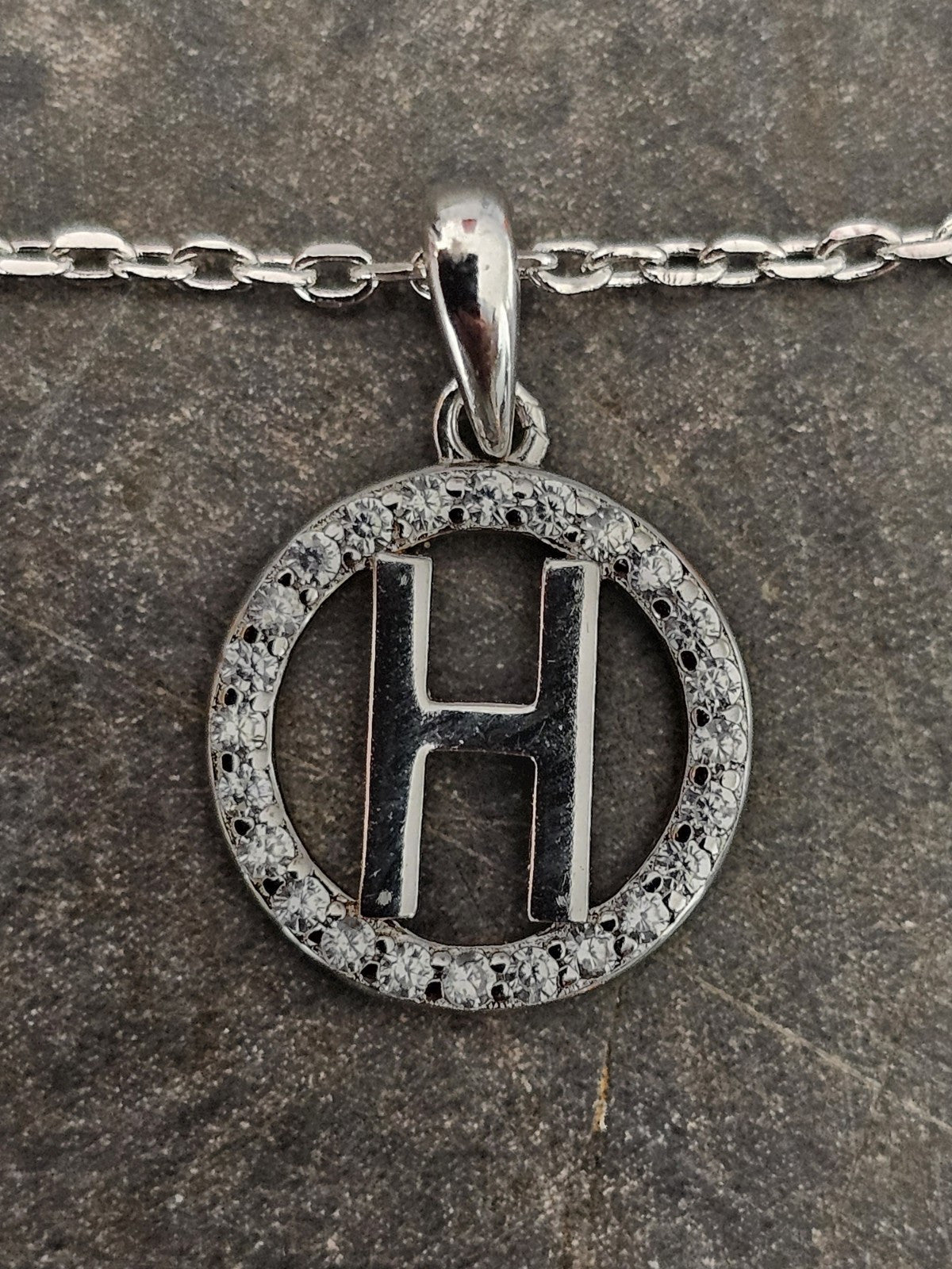 product photo (Image 2) — Preowned