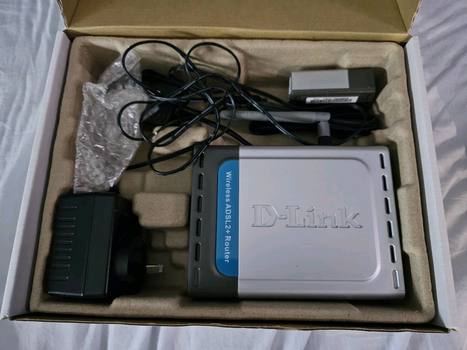 cap/hat front (Image 2) — Preowned