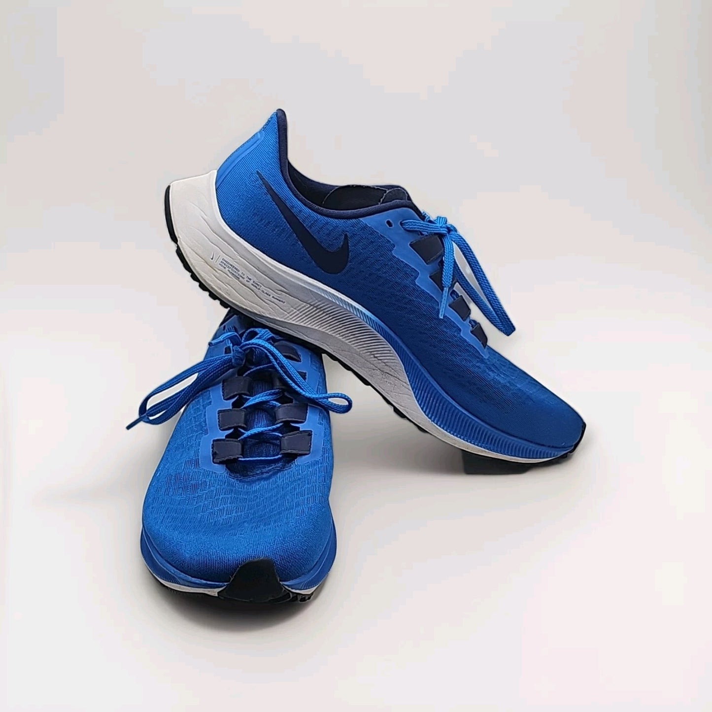 NIKE AIR ZOOM PEGASUS 37 PHOTO BLUE-BLUE VOID-WHITE SZ 13 BQ9646-400 Uk 10 shoe profile (Image 1) — Second-Hand